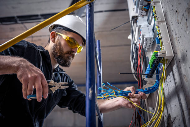 Best Emergency Electrical Repair  in Kdeer, IL